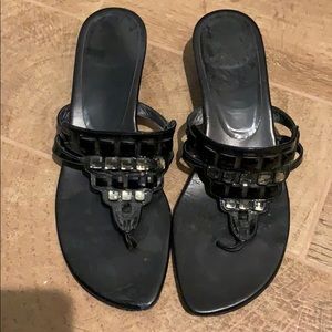 Wedge sandals patent leather